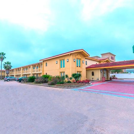 La Quinta Inn By Wyndham Clute Lake Jackson Exterior photo